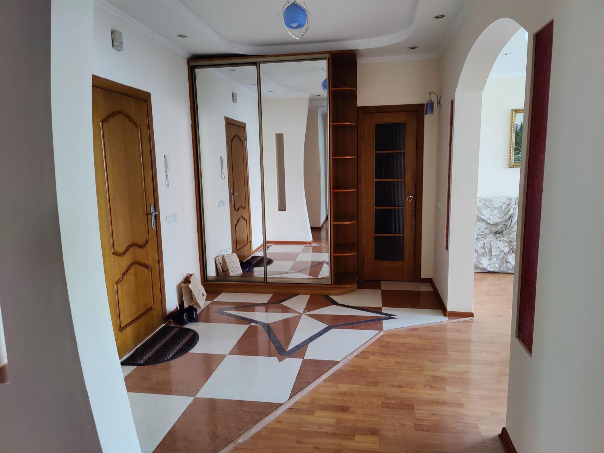 Улица Гоголя 2 Апартаменты 180 Метров Almati Kültér fotó